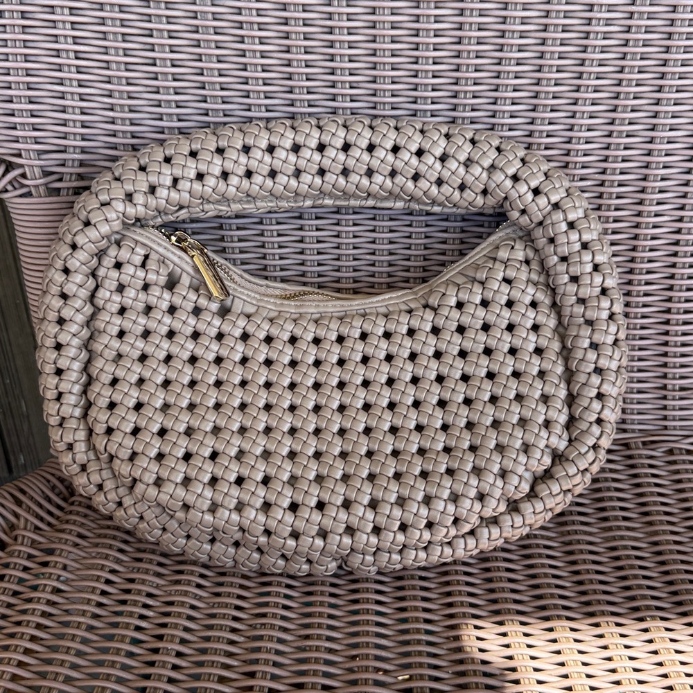 Tan / Beige Woven Handbag Purse By Sincerely Jules